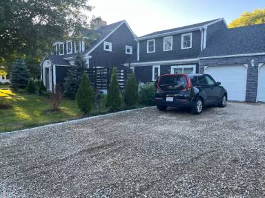 Main picture of 44 Maple Ave