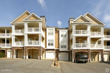 Main picture of Aylesbury Farms Apartments