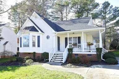 Main picture of 115 Dowan Ct