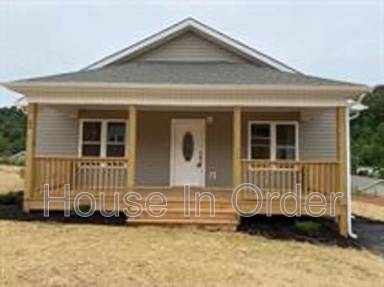 Main picture of 74 Patriot Pl