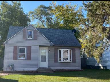 Main picture of 527 Daisy Ln