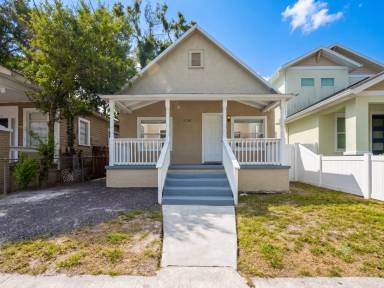 Main picture of 2124 W Chestnut St