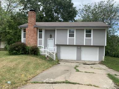 Main picture of 1435 Woodlawn Dr