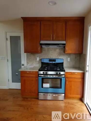 Main picture of 1375 Moonlight Cir