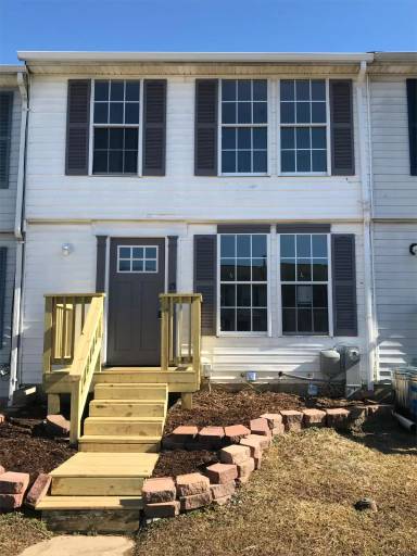 Main picture of 25 Chadford Ct