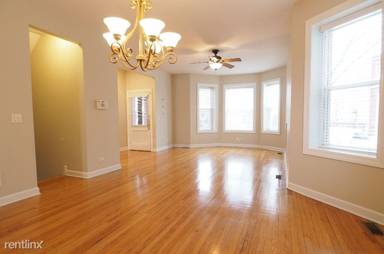 Main picture of 4108 N Maplewood Ave