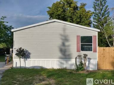 Main picture of 23062 Watergate Cir