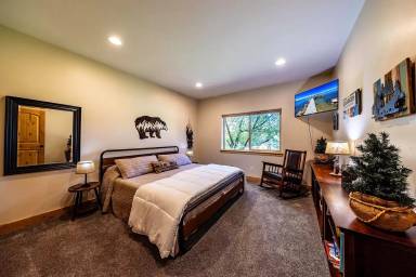 Main picture of 607 Pyramid Ct