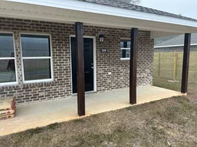 Main picture of 1090 McRae St