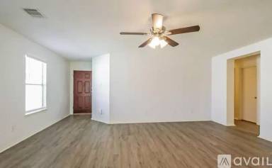 Main picture of 15507 Echo Stable Ln