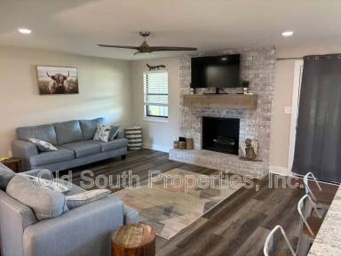 Main picture of 2345 Silversides Loop