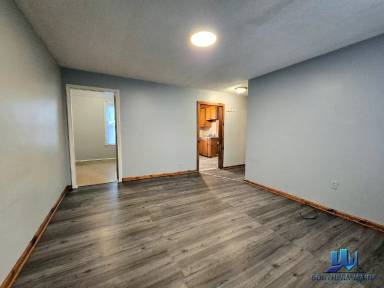 Main picture of 28 Bartlett St