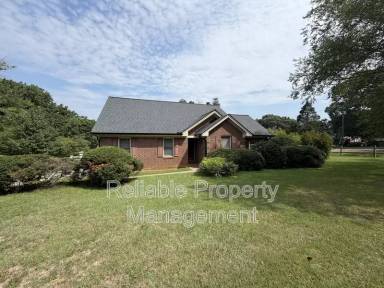 Main picture of 6600 Walnut Cove Dr