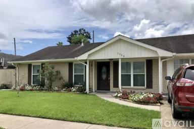 Main picture of 3069 Sorbonne Dr