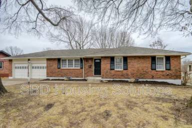 Main picture of 807 N Piute Ave