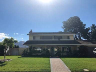 Main picture of 468 E View Dr