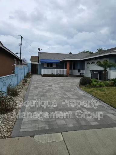 Main picture of 17230 Bonham Ave
