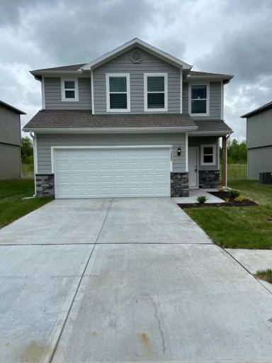Main picture of 21539 Franklin Ct