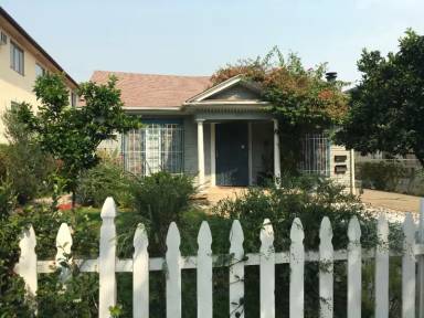 Main picture of 1128 N Ogden Dr