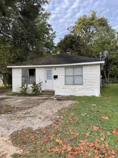 Main picture of 214 Plum St