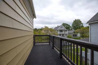 Main picture of 3422 W 52nd St