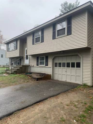 Main picture of 49 Monique Dr