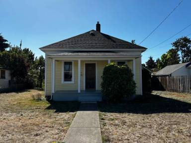 Main picture of 370 W Grant St