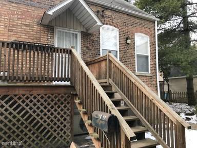 Main picture of 1814 N Wilmot Ave