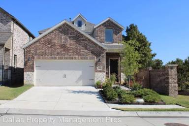 Main picture of 2895 Highpoint Ct