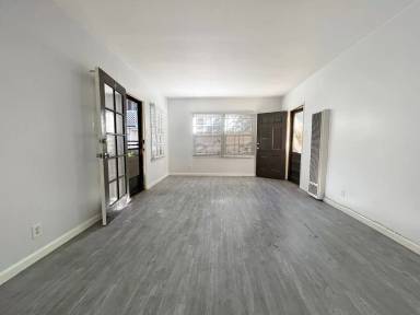 Main picture of 319 Bonito Ave