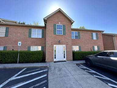 Main picture of 1627 Maple View Way