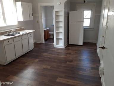 Main picture of 1113 NE Perry Ave