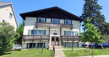 Main picture of 615 Ontario St SE