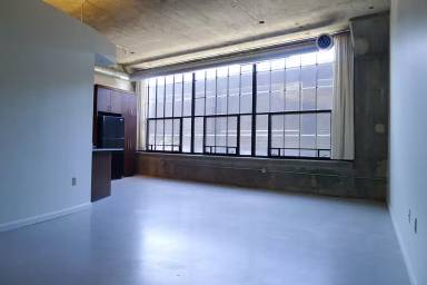 Main picture of 41 Burroughs St