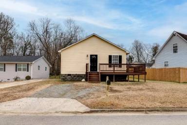 Main picture of 3525 Riverside Dr