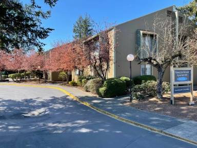 Main picture of 2075 Vista Dr