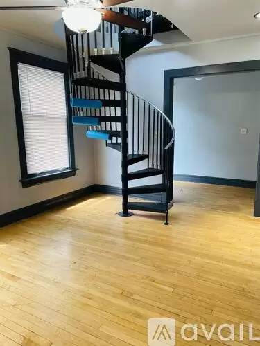 Main picture of 2024 N 1st St