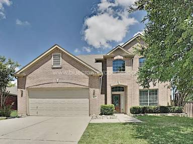 Main picture of 2440 Kingsley Dr