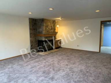 Main picture of 3617 S Fundy Way