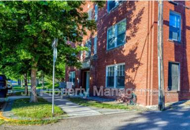 Main picture of 310 5th St N