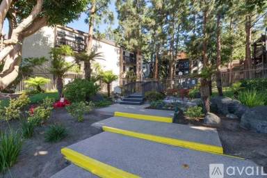 Main picture of Cross Creek Village
