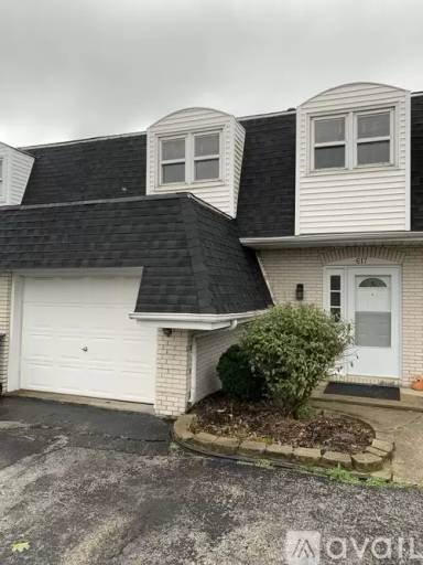 Main picture of 649 Wellington Dr