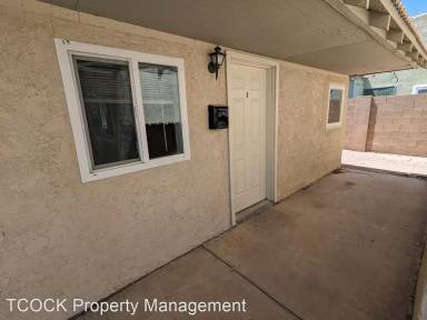 Main picture of 2430 S 5th Ave