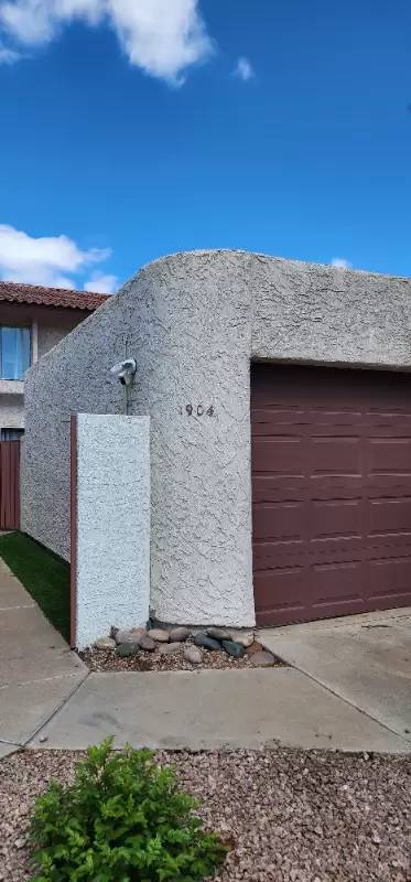 Main picture of 1904 S Shannon Dr