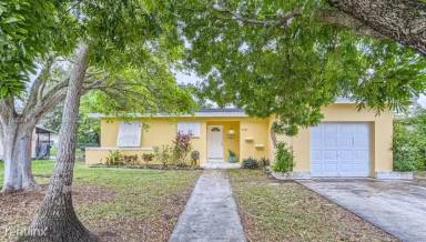Main picture of 948 NW 9th Ct