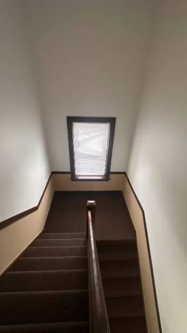 Main picture of 7039 S Kimbark Ave
