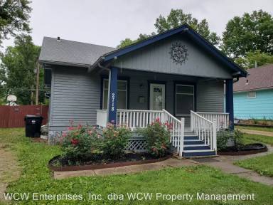 Main picture of 2718 SE Ohio Ave