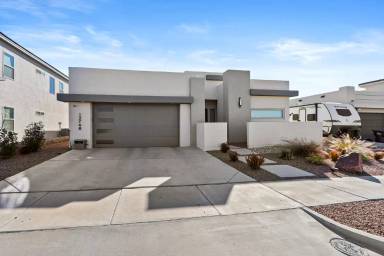Main picture of 12768 Brixton Ave