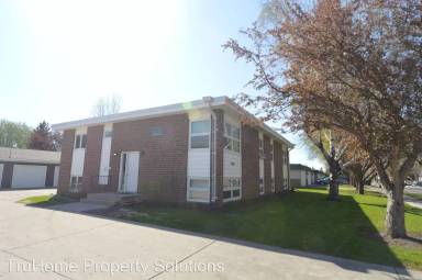 Main picture of 1002 N 39th St