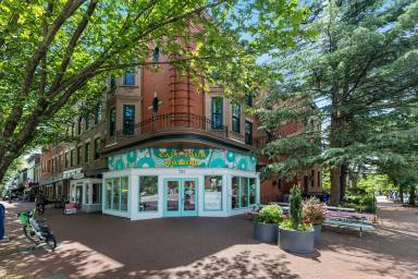 Main picture of 719 G St SE